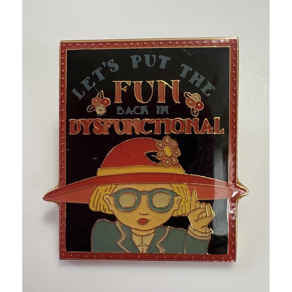 Vintage Mary Engelbreit Pin Brooch Red Black Hat Fun Back In Dysfunctional ME